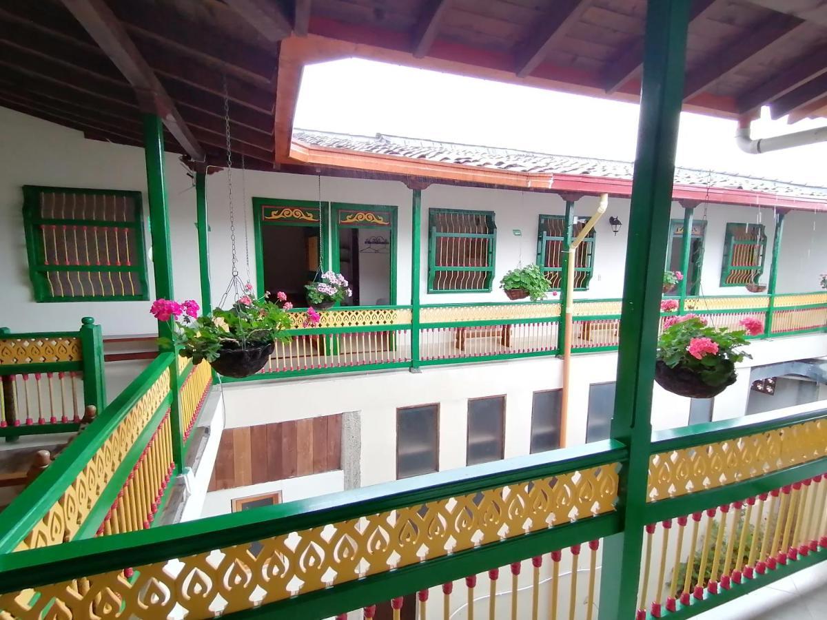 Balcones Del Parque Hotel 3*
