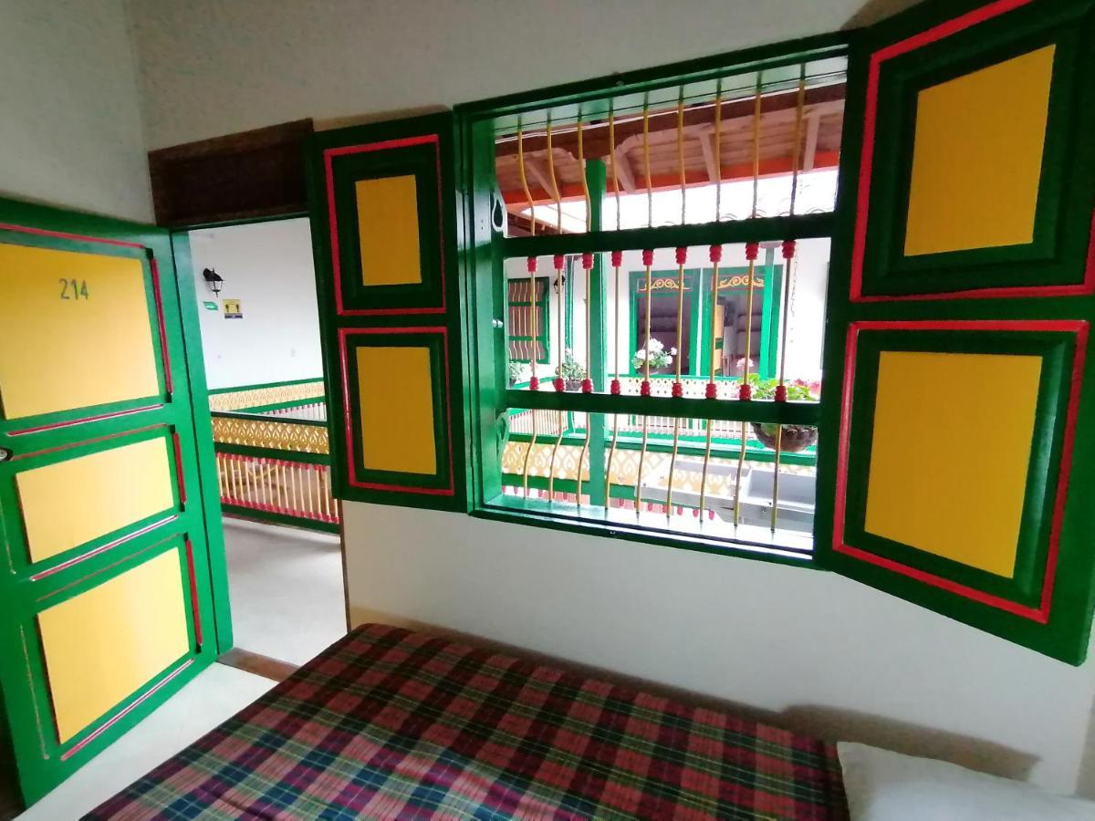 Balcones Del Parque 3*